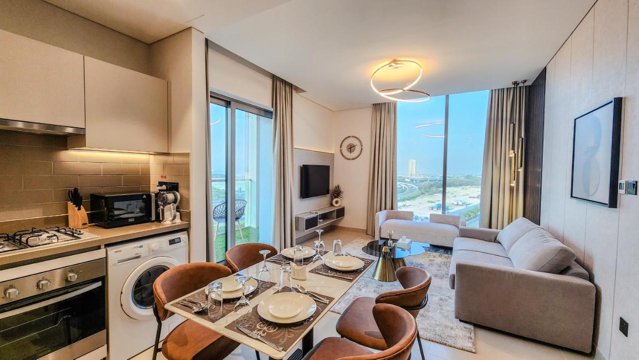 Stay By Latinem Luxury 2Br Holiday Home Cv B601 Near Burj Khalifa دبي المظهر الخارجي الصورة