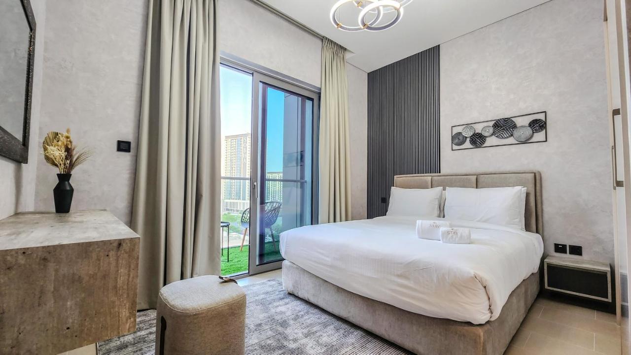 Stay By Latinem Luxury 2Br Holiday Home Cv B601 Near Burj Khalifa دبي المظهر الخارجي الصورة