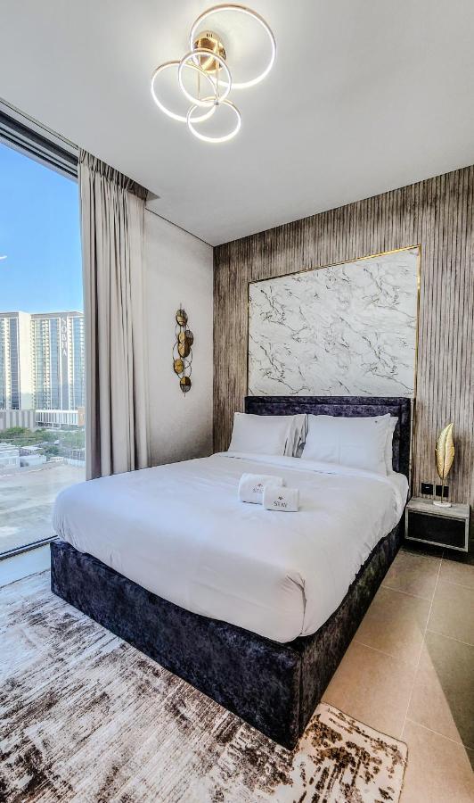 Stay By Latinem Luxury 2Br Holiday Home Cv B601 Near Burj Khalifa دبي المظهر الخارجي الصورة
