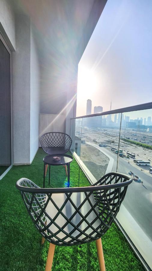 Stay By Latinem Luxury 2Br Holiday Home Cv B601 Near Burj Khalifa دبي المظهر الخارجي الصورة